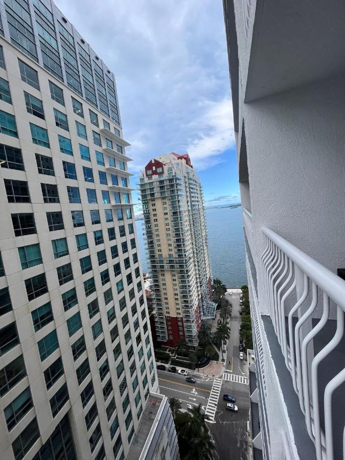 Studios In Brickell With Pool, Gym, Free Parking And Game Room ไมอามี ภายนอก รูปภาพ