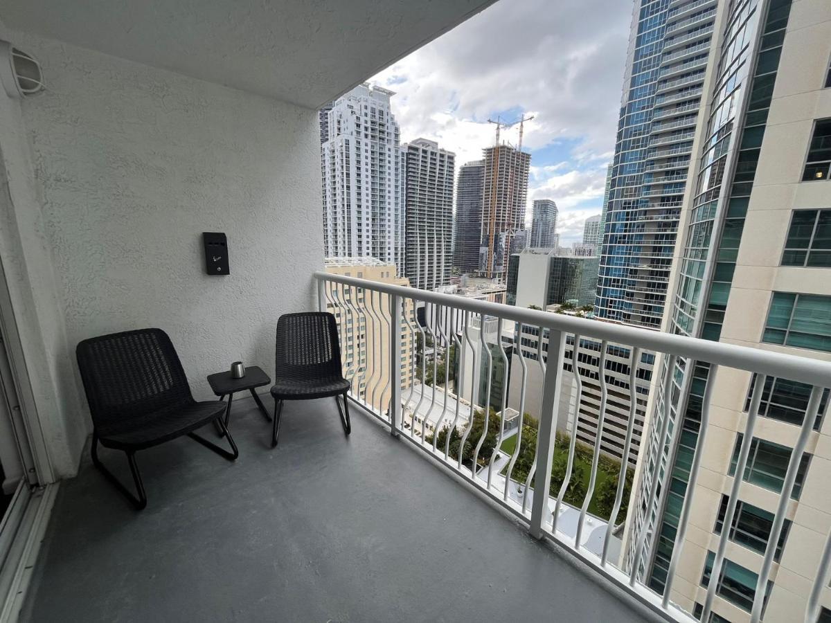 Studios In Brickell With Pool, Gym, Free Parking And Game Room ไมอามี ภายนอก รูปภาพ